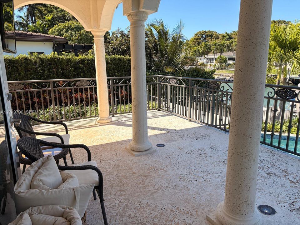 Vendido Recientemente: $3,750,000 (4 camas, 4 baños, 0 Pies cuadrados)