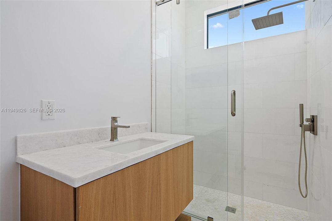 Guest House Bathroom