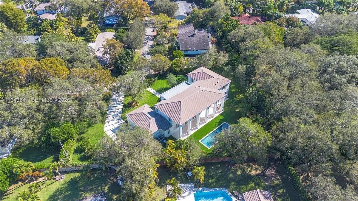 Active With Contract: $6,490,000 (7 beds, 7 baths, 0 Square Feet)
