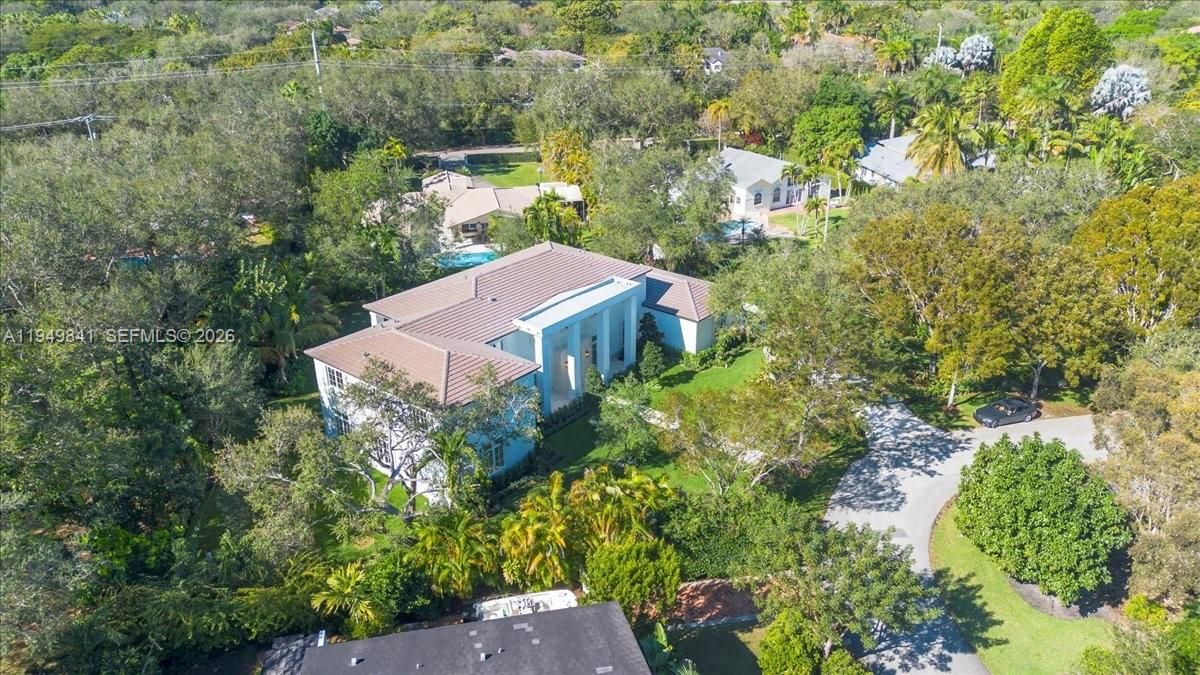 Active With Contract: $6,490,000 (7 beds, 7 baths, 0 Square Feet)