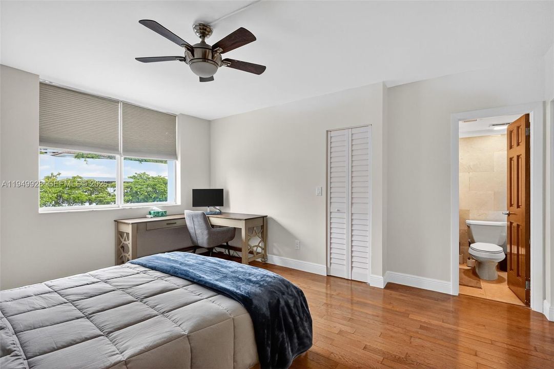 For Sale: $470,000 (2 beds, 2 baths, 1495 Square Feet)