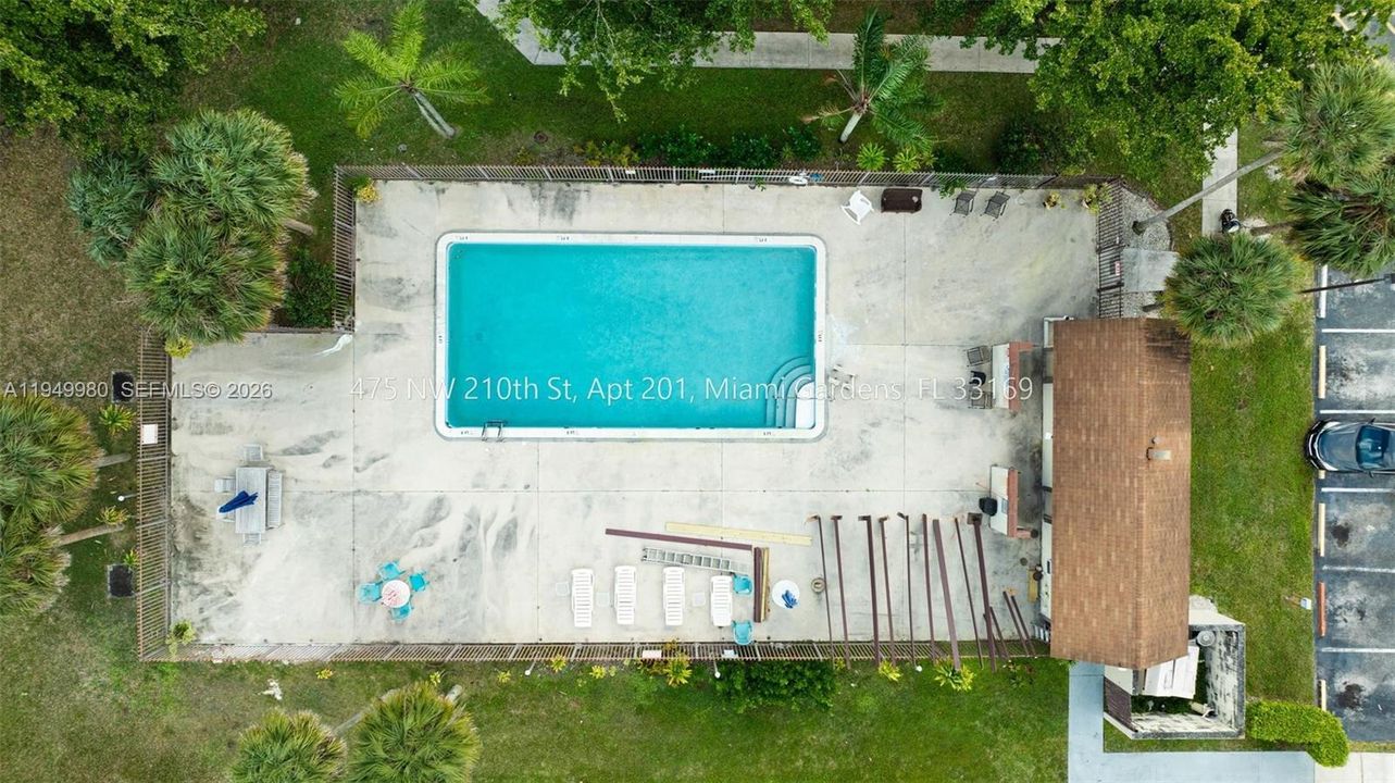 En Venta: $260,000 (2 camas, 2 baños, 816 Pies cuadrados)