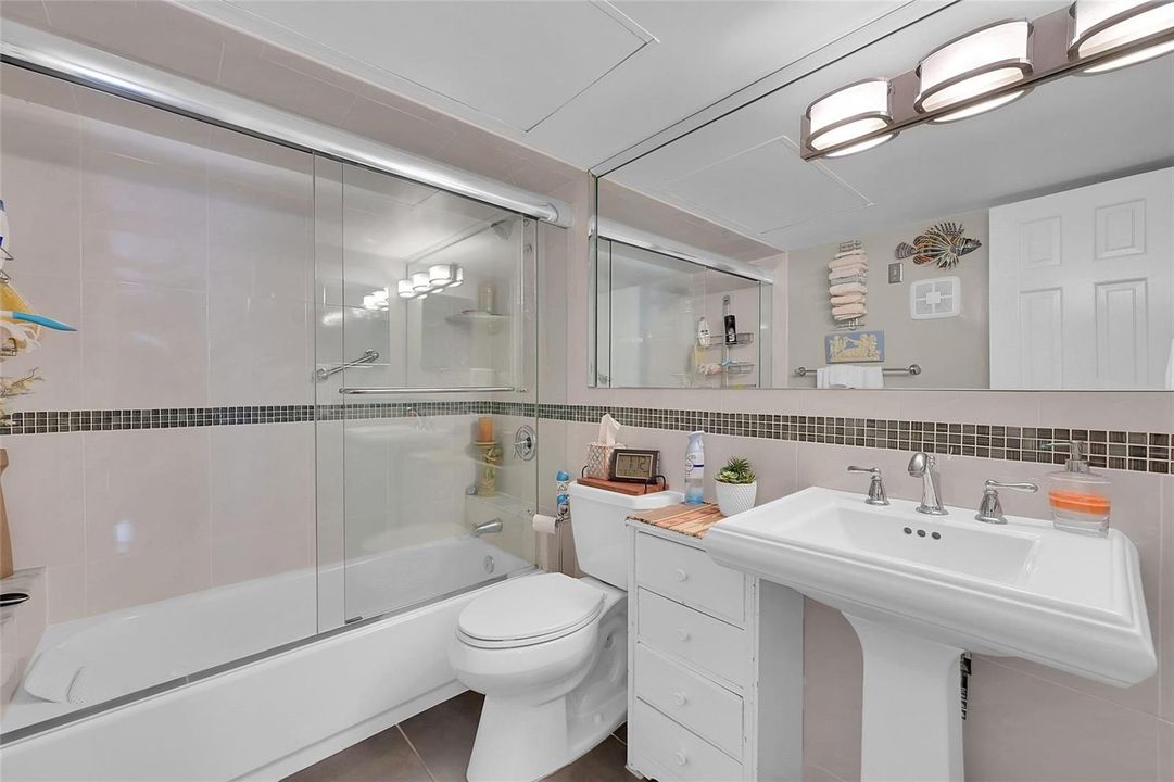 2nd full bathroom....