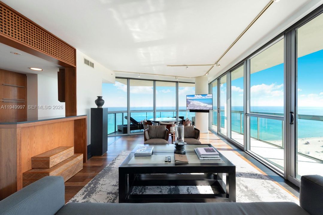 Vendido Recientemente: $5,700,000 (2 camas, 2 baños, 1141 Pies cuadrados)