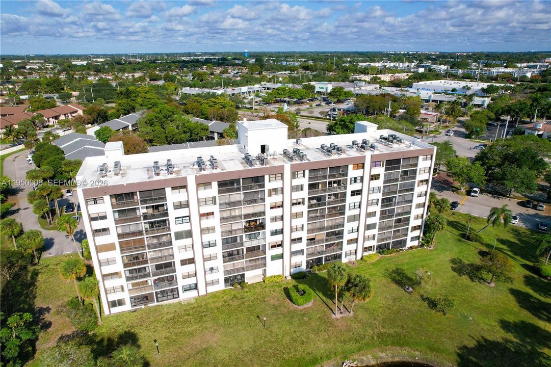 Activo con contrato: $254,900 (2 camas, 2 baños, 1200 Pies cuadrados)