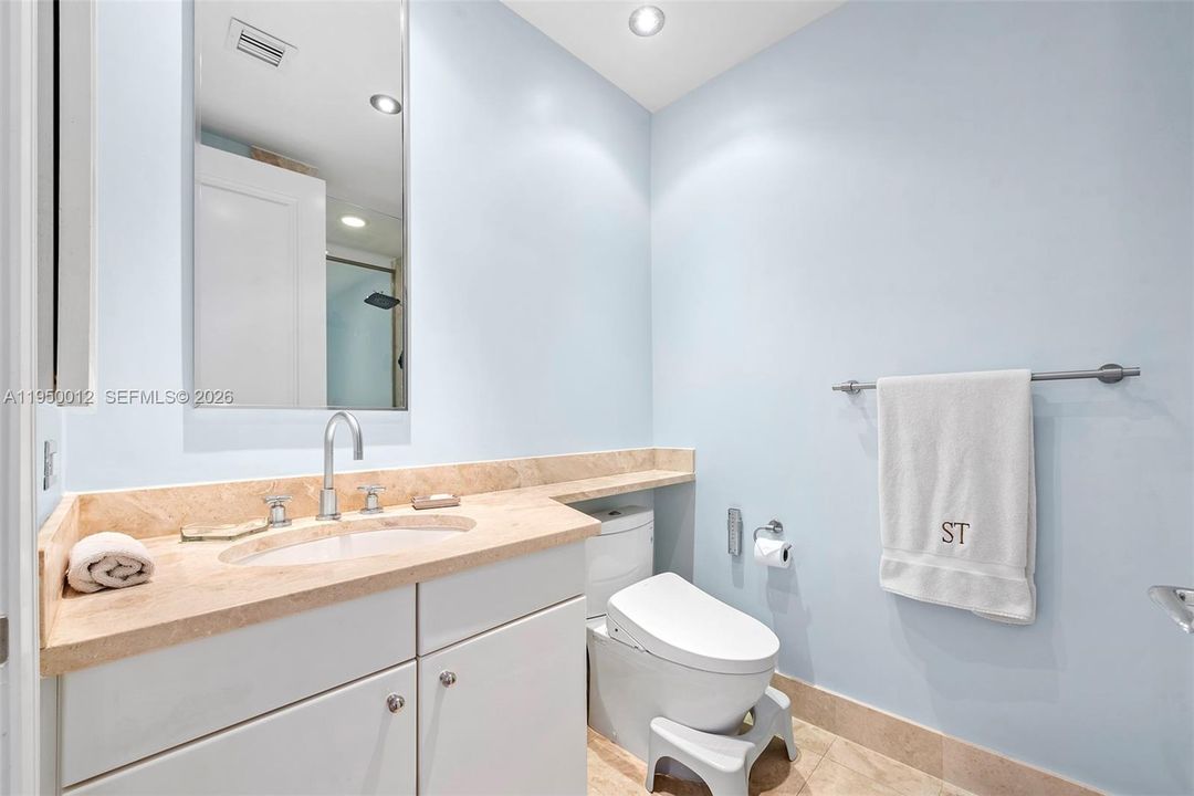 For Sale: $5,195,000 (3 beds, 4 baths, 3357 Square Feet)