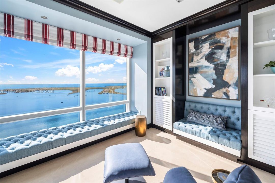 For Sale: $5,195,000 (3 beds, 4 baths, 3357 Square Feet)