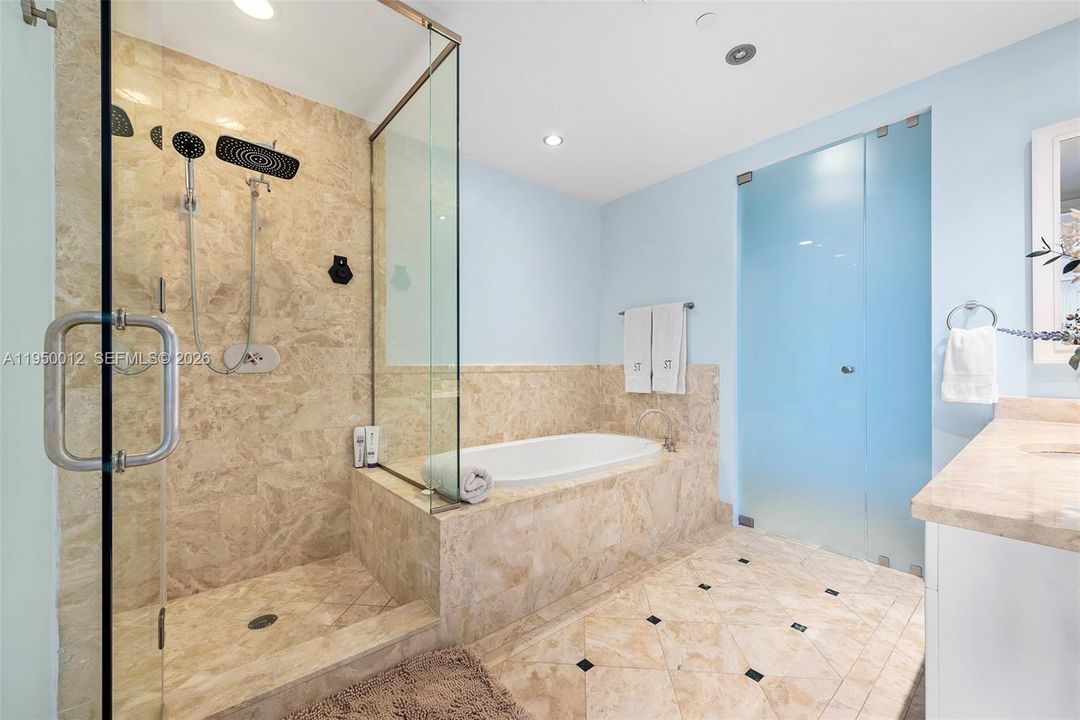 For Sale: $5,195,000 (3 beds, 4 baths, 3357 Square Feet)