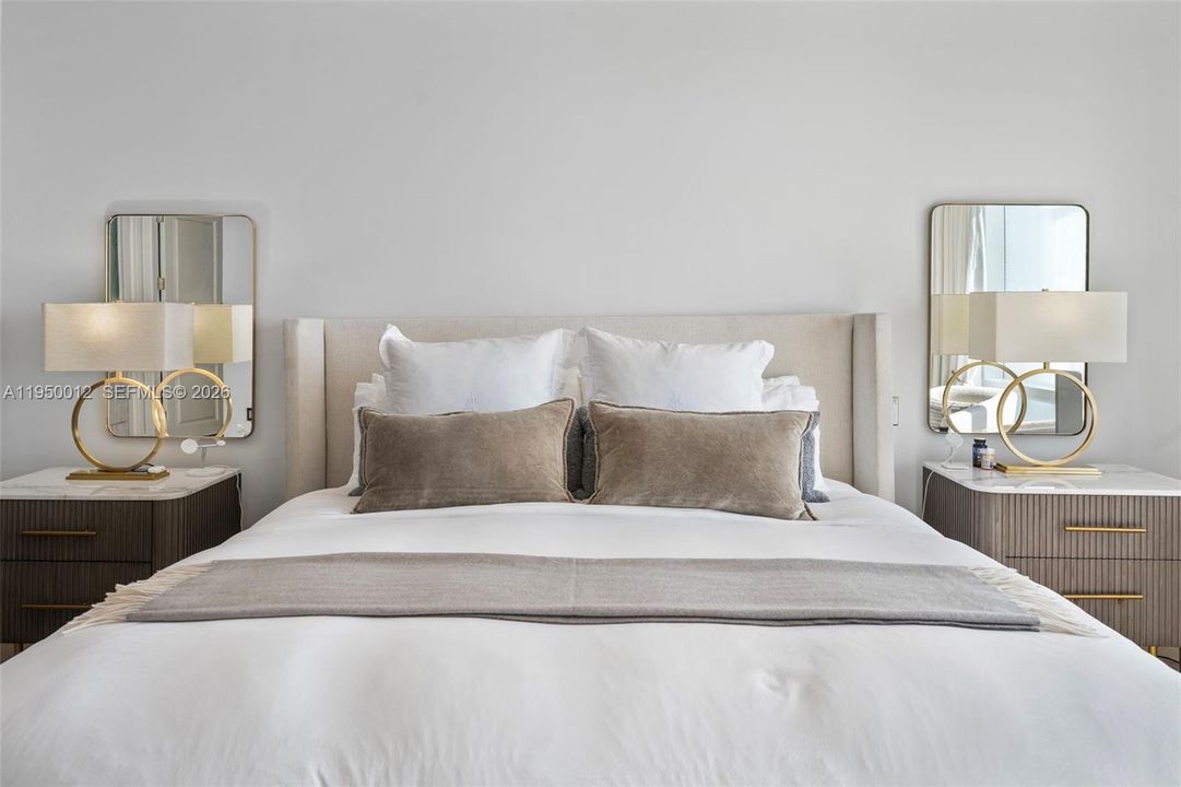 For Sale: $5,195,000 (3 beds, 4 baths, 3357 Square Feet)