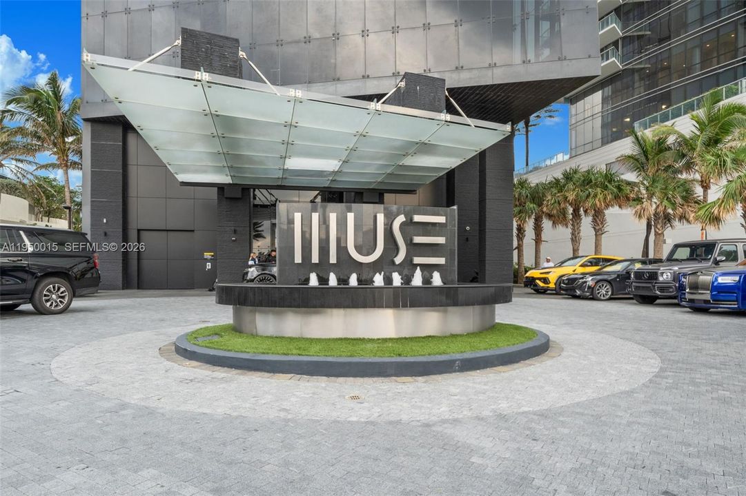 En Venta: $3,295,000 (2 camas, 2 baños, 2042 Pies cuadrados)