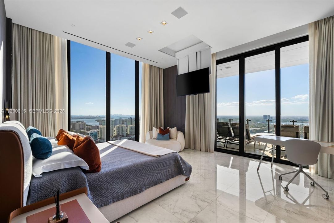 En Venta: $3,295,000 (2 camas, 2 baños, 2042 Pies cuadrados)