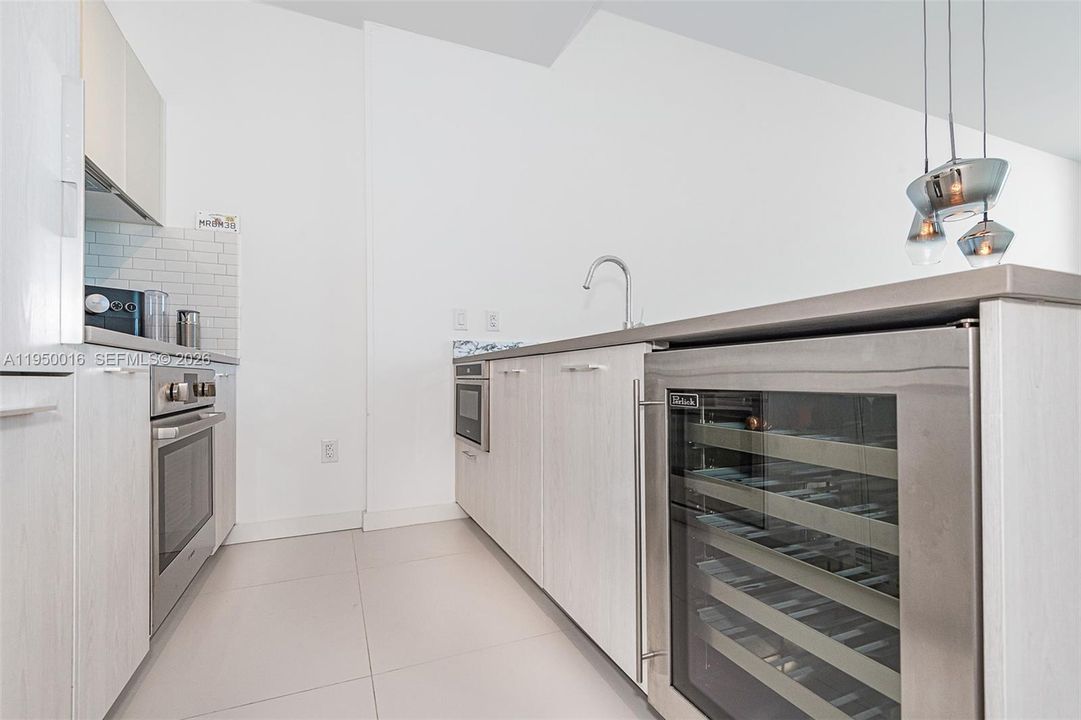 En Venta: $780,000 (2 camas, 2 baños, 1004 Pies cuadrados)