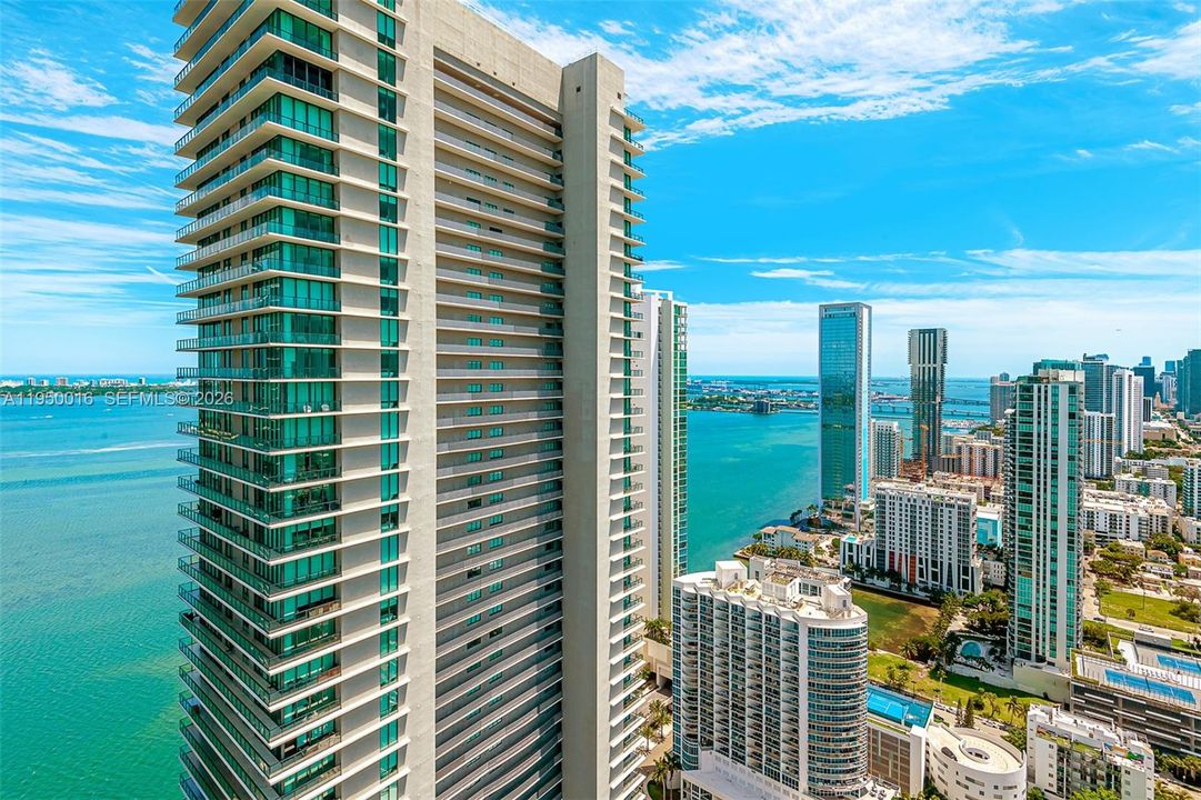 En Venta: $780,000 (2 camas, 2 baños, 1004 Pies cuadrados)