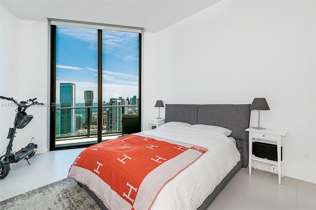 En Venta: $780,000 (2 camas, 2 baños, 1004 Pies cuadrados)