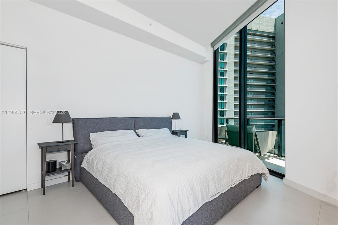 En Venta: $780,000 (2 camas, 2 baños, 1004 Pies cuadrados)