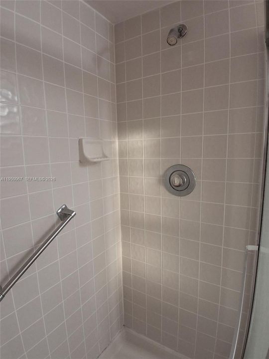 Active With Contract: $149,900 (2 beds, 2 baths, 1050 Square Feet)