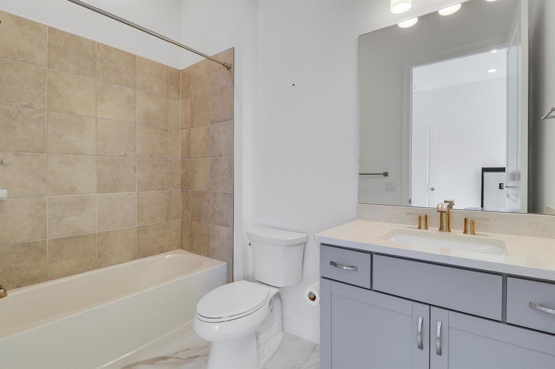 Ensuite Bathroom for Bedroom 2