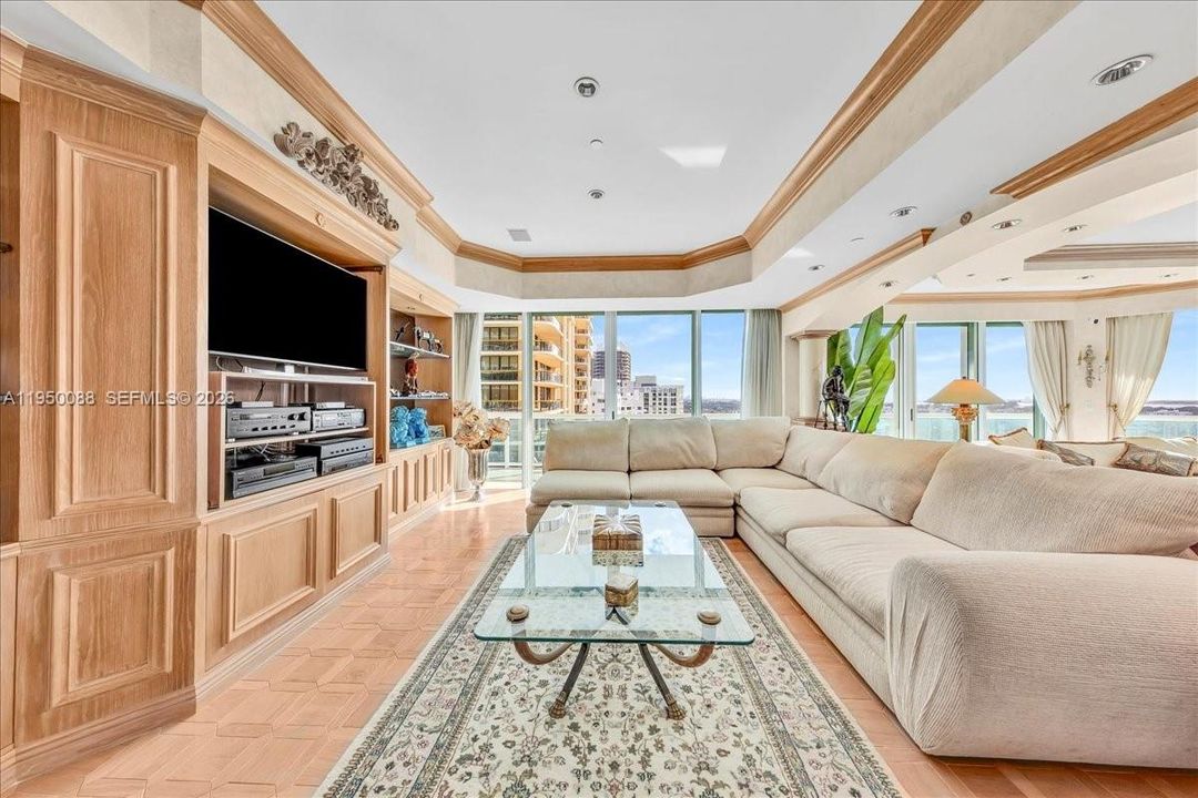 For Sale: $3,850,000 (2 beds, 4 baths, 3110 Square Feet)