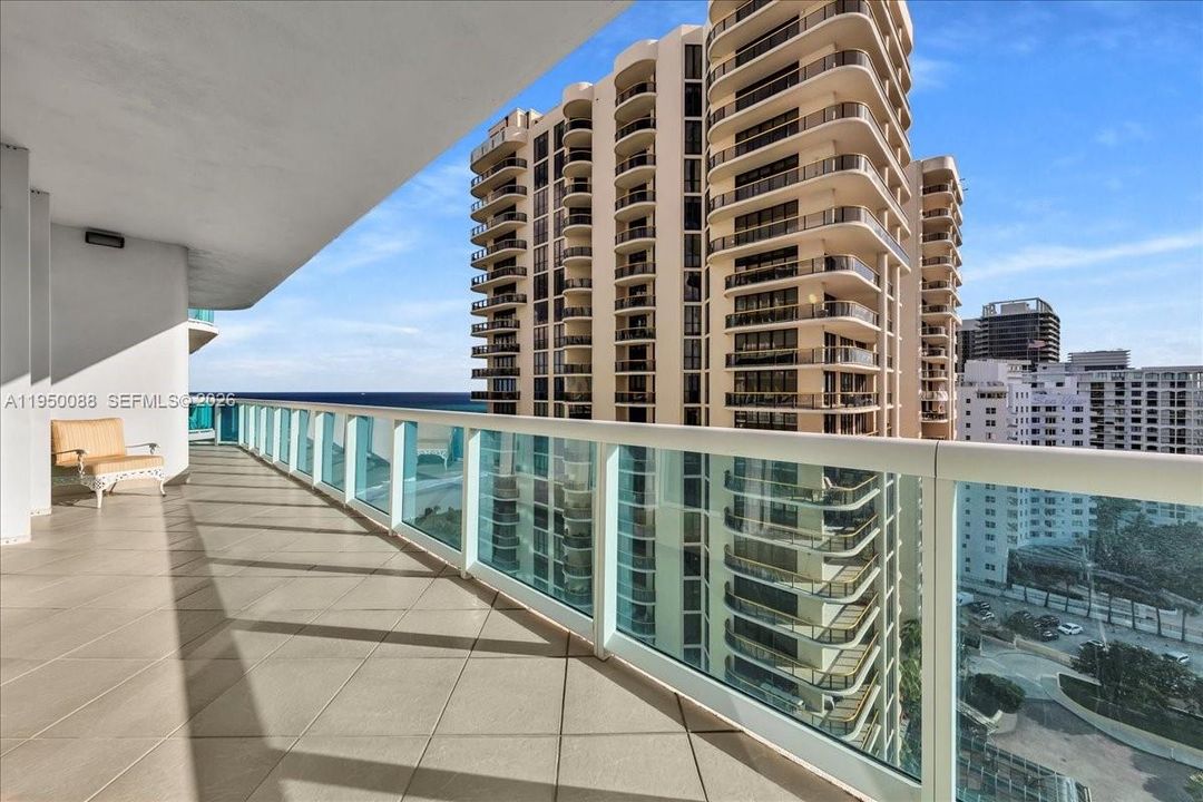 For Sale: $3,850,000 (2 beds, 4 baths, 3110 Square Feet)