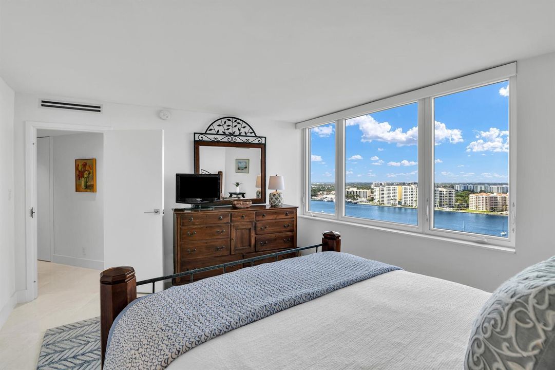 Thisrd bedroom