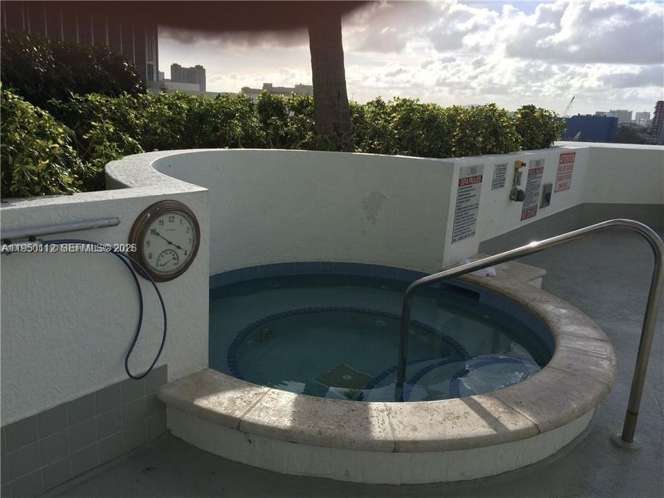 En Venta: $358,000 (1 camas, 1 baños, 791 Pies cuadrados)