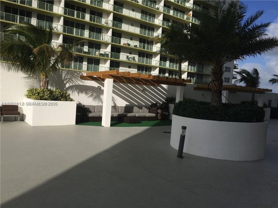 En Venta: $358,000 (1 camas, 1 baños, 791 Pies cuadrados)