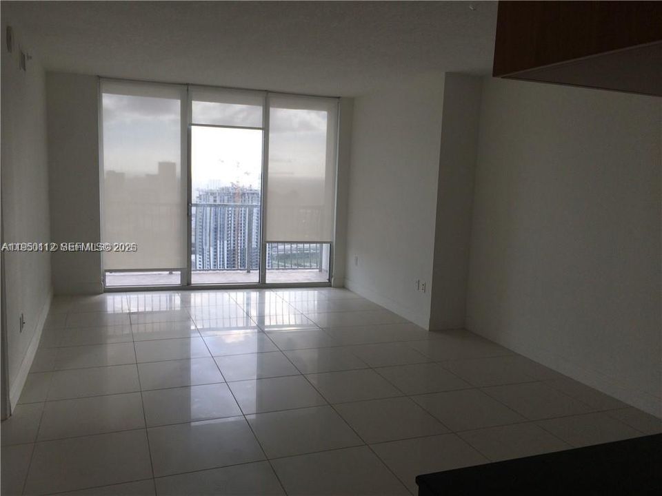 En Venta: $358,000 (1 camas, 1 baños, 791 Pies cuadrados)
