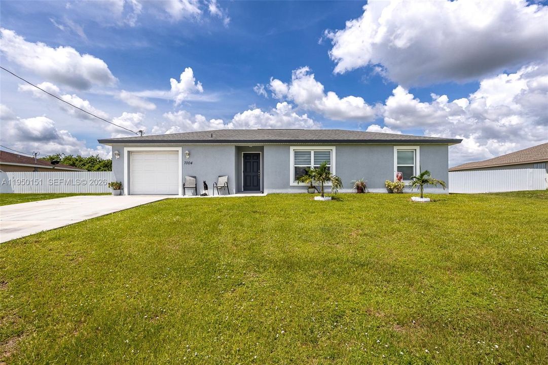 Vendido Recientemente: $269,000 (3 camas, 2 baños, 1204 Pies cuadrados)