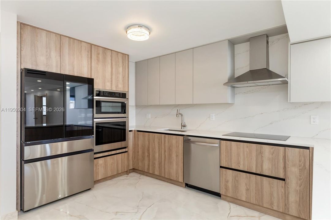 En Venta: $699,000 (2 camas, 2 baños, 1070 Pies cuadrados)