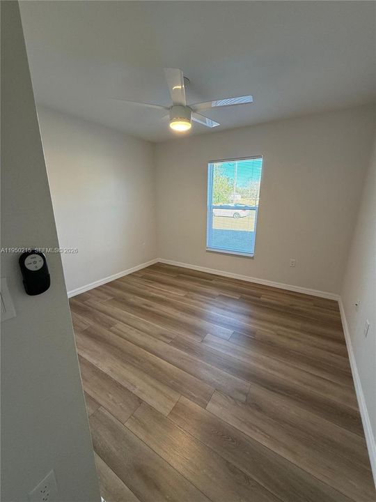 В аренду: $1,800 (3 спален, 2 ванн, 1400 Квадратных фут)