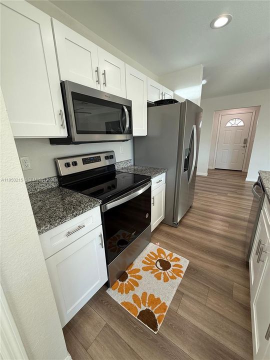 В аренду: $1,800 (3 спален, 2 ванн, 1400 Квадратных фут)