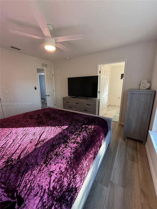 В аренду: $1,800 (3 спален, 2 ванн, 1400 Квадратных фут)