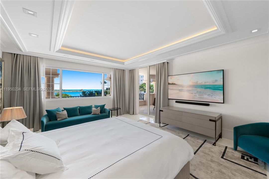 For Sale: $10,900,000 (4 beds, 4 baths, 3690 Square Feet)