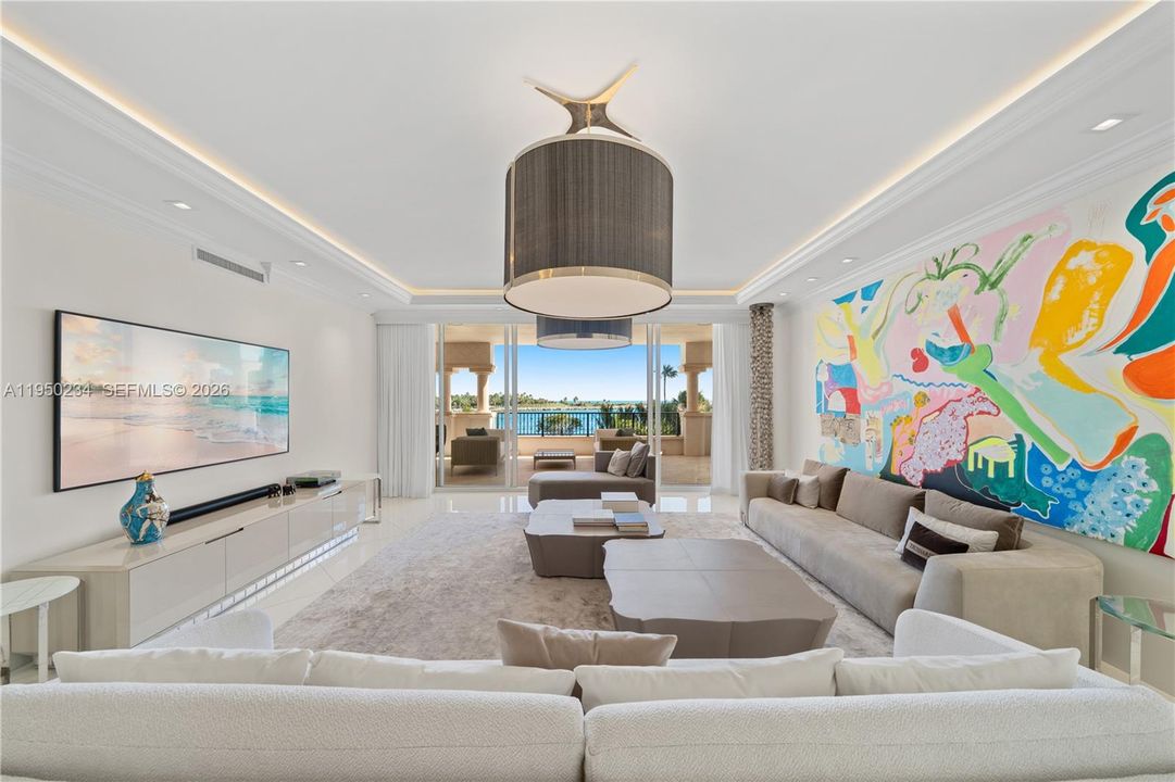 For Sale: $10,900,000 (4 beds, 4 baths, 3690 Square Feet)