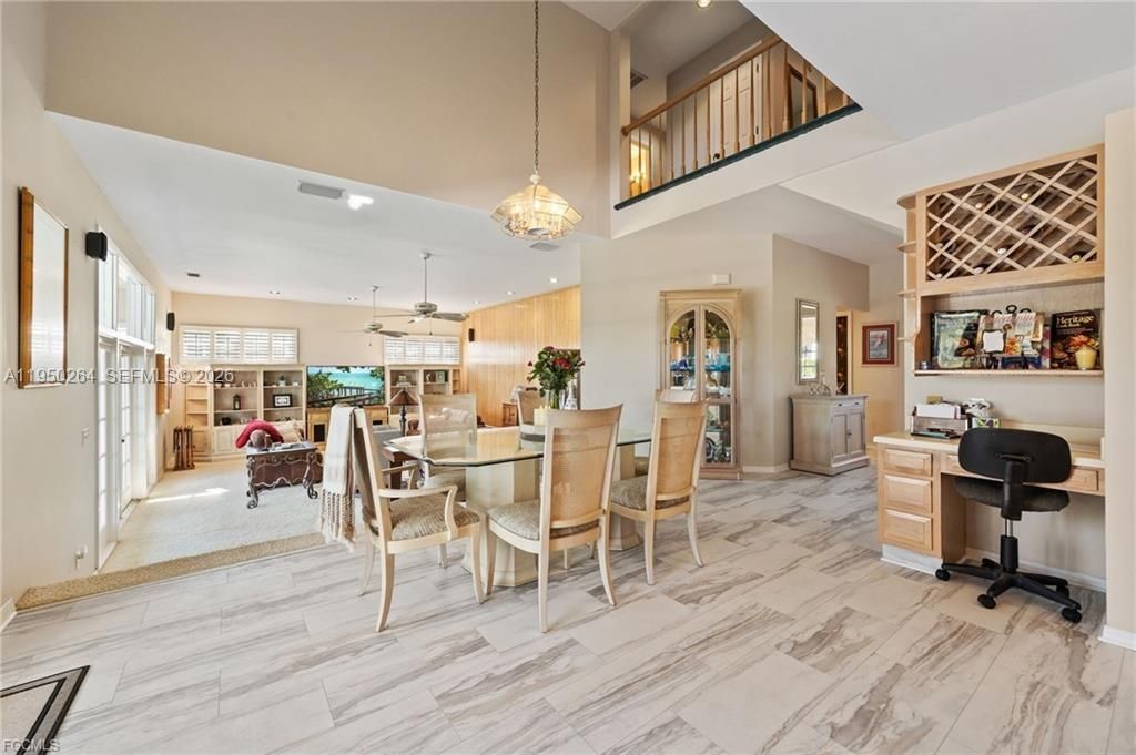 For Sale: $699,000 (4 beds, 3 baths, 3699 Square Feet)