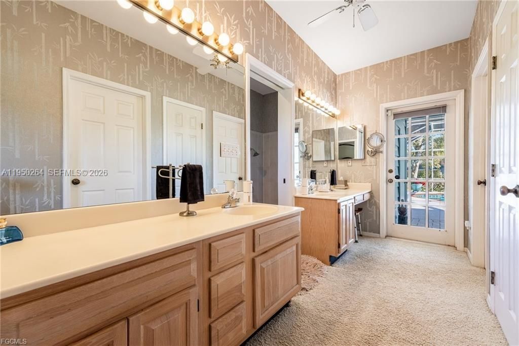 For Sale: $699,000 (4 beds, 3 baths, 3699 Square Feet)