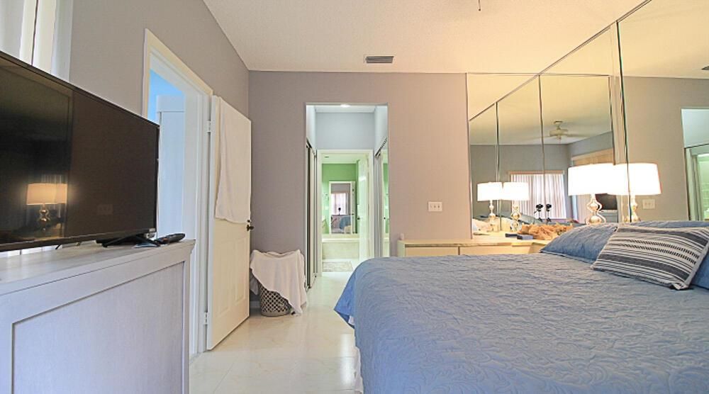 886 WINDERMERE MASTER BEDROOM 2