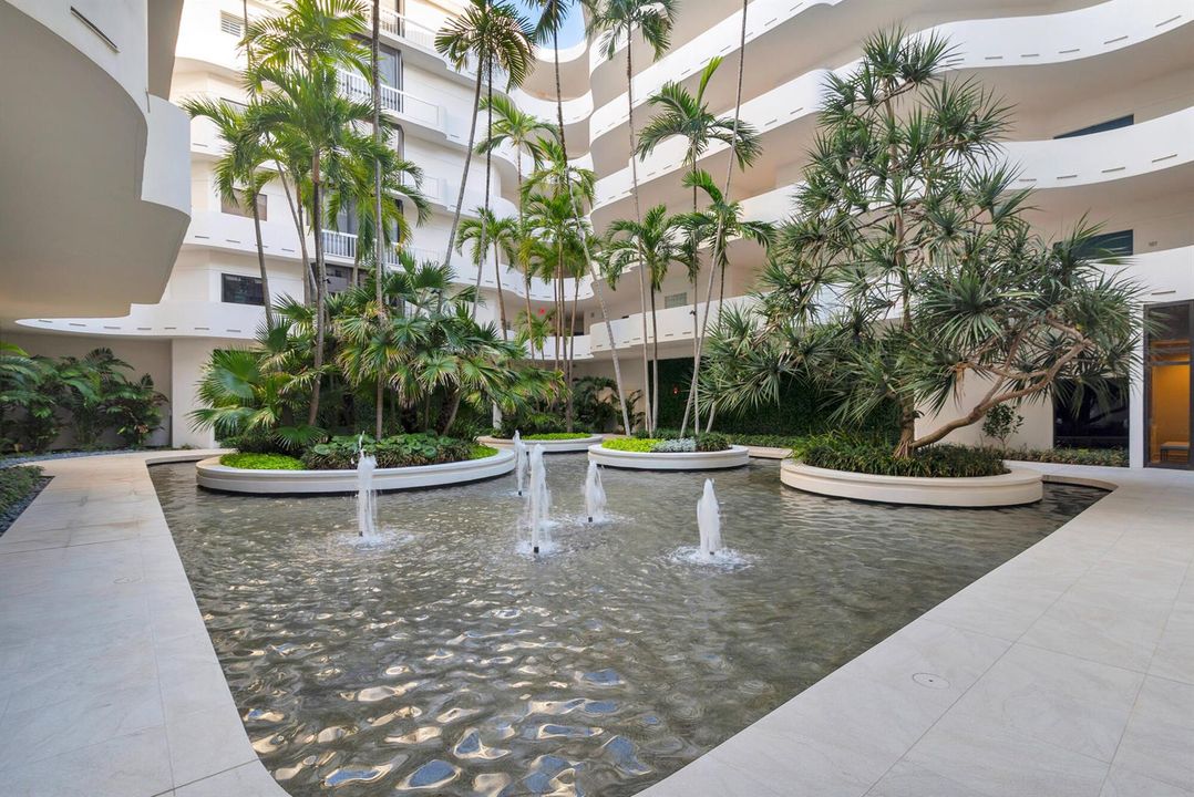 Atrium and fountains