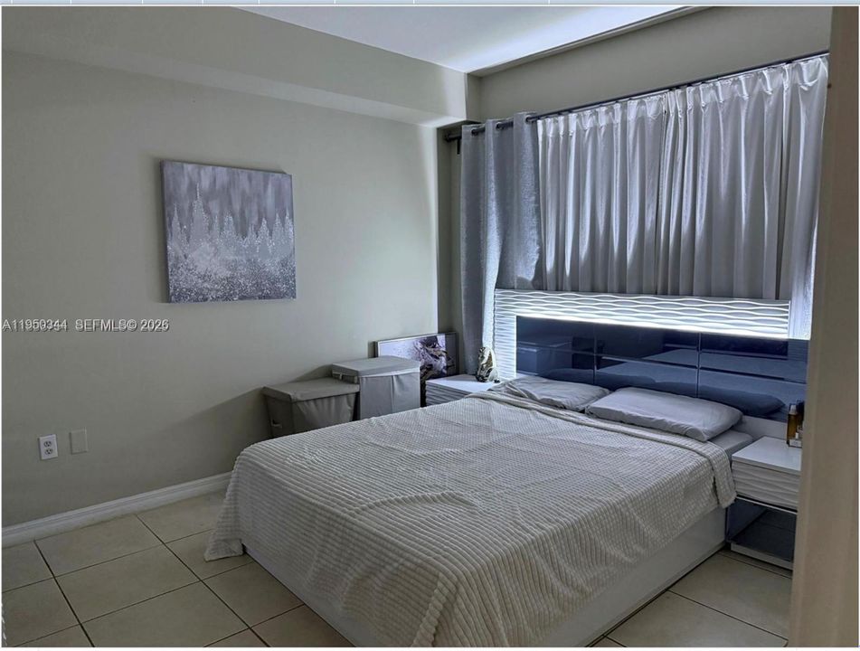 Recientemente alquilado: $1,800 (2 camas, 2 baños, 809 Pies cuadrados)