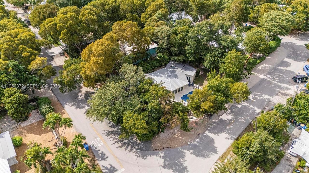 En Venta: $1,085,000 (3 camas, 2 baños, 1711 Pies cuadrados)