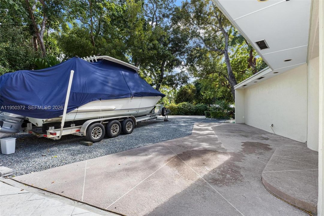 En Venta: $1,085,000 (3 camas, 2 baños, 1711 Pies cuadrados)