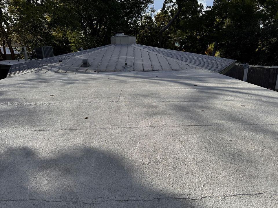 En Venta: $1,085,000 (3 camas, 2 baños, 1711 Pies cuadrados)