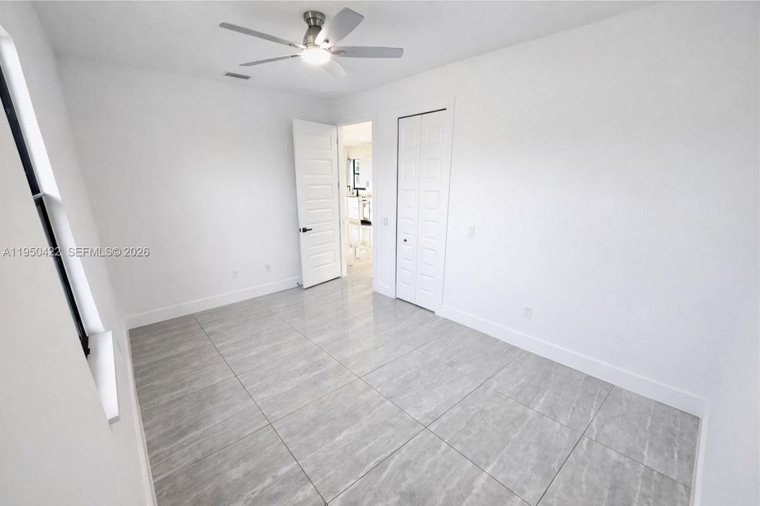 Active With Contract: $299,900 (3 beds, 2 baths, 1384 Square Feet)