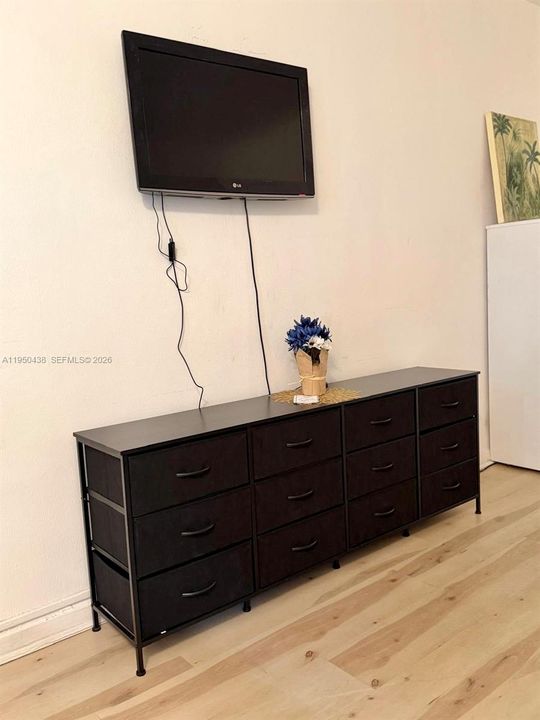En Venta: $140,000 (1 camas, 1 baños, 320 Pies cuadrados)