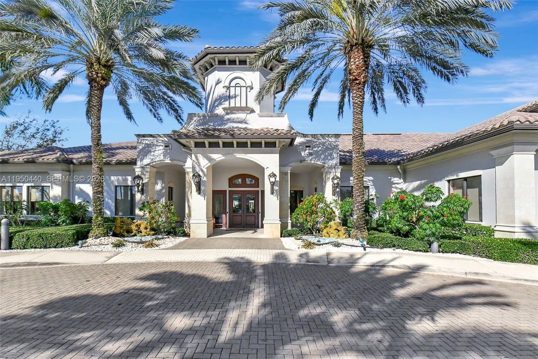 Recently Rented: $10,000 (4 beds, 4 baths, 3537 Square Feet)