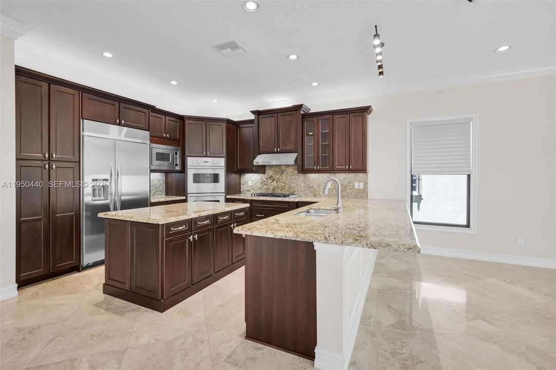 Recently Rented: $10,000 (4 beds, 4 baths, 3537 Square Feet)