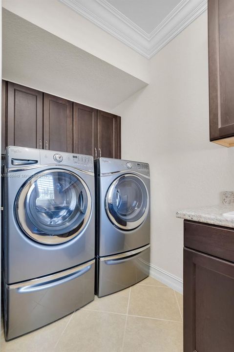 Recently Rented: $10,000 (4 beds, 4 baths, 3537 Square Feet)