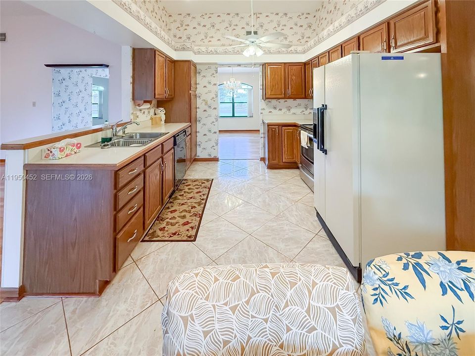 Recently Sold: $308,000 (4 beds, 2 baths, 2346 Square Feet)