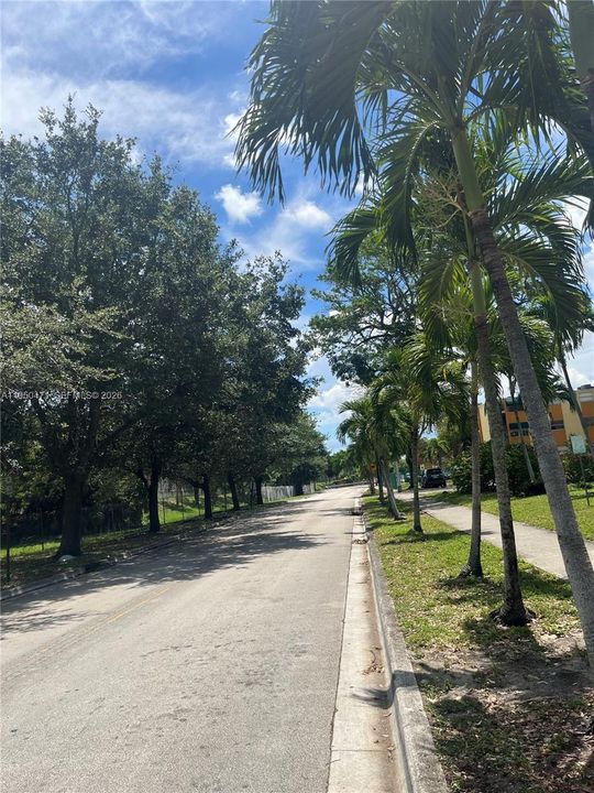 Vendido Recientemente: $180,000 (1 camas, 1 baños, 600 Pies cuadrados)