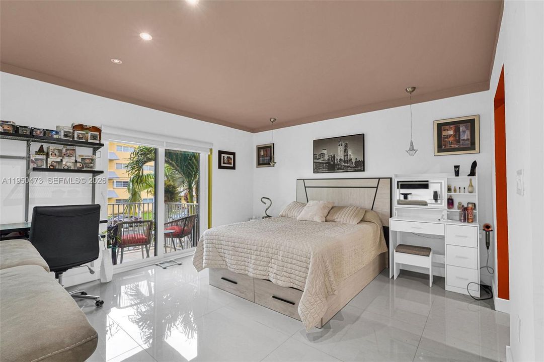 Activo con contrato: $267,000 (1 camas, 1 baños, 654 Pies cuadrados)